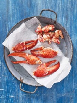 Extracted lobster meat by Greenhead Lobster using High Pressure Processing (HPP)