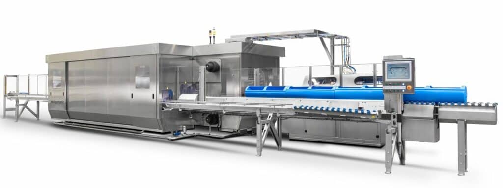 Hiperbaric 300 equipment for high pressure processing (HPP).